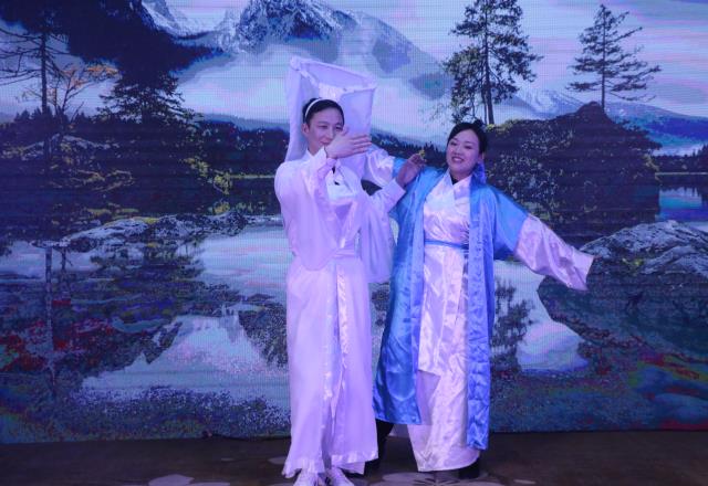 在一起·再出发|成都风湿医院2019新年团拜会圆满落幕